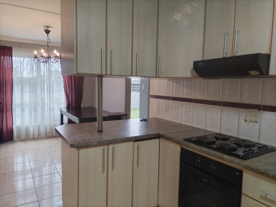 To Let 3 Bedroom Property for Rent in Bell Glen Western Cape